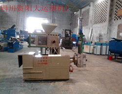 排煙除臭處理系統(tǒng)環(huán)保節(jié)能減排低碳生活大運(yùn)塑機(jī)最給力