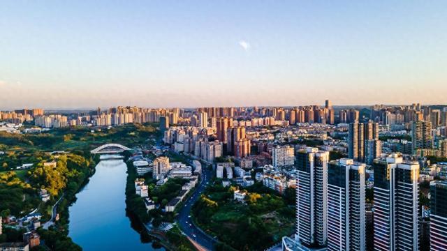 四川自貢:買房最高獲11萬元補(bǔ)貼,已掛牌出售、出租住房不計入家庭住房套數(shù)